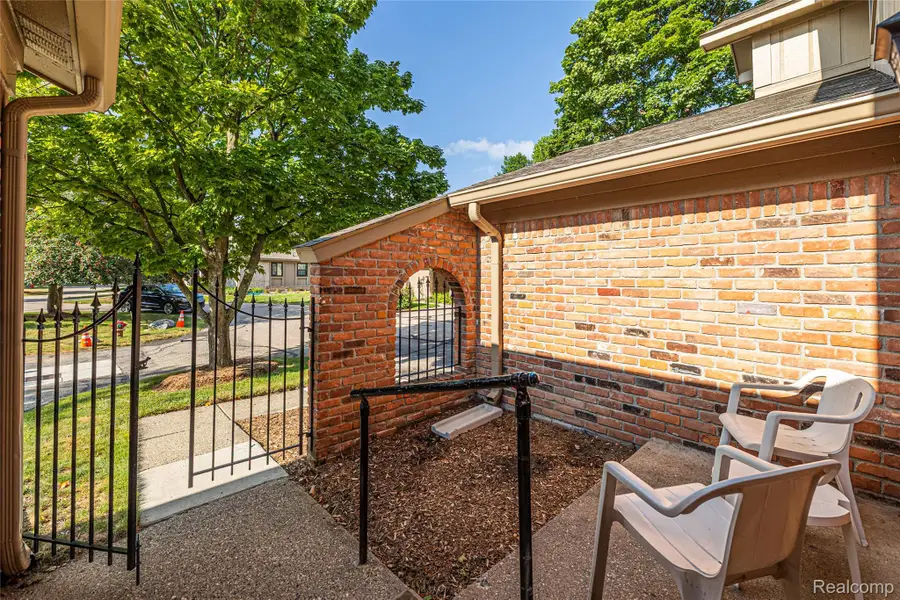 1805 Van Hill Court, Rochester, MI 48309 - #3