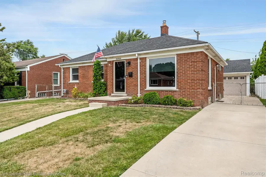 21713 Sunnyside Street, Saint Clair Shores, MI 48080 - #2
