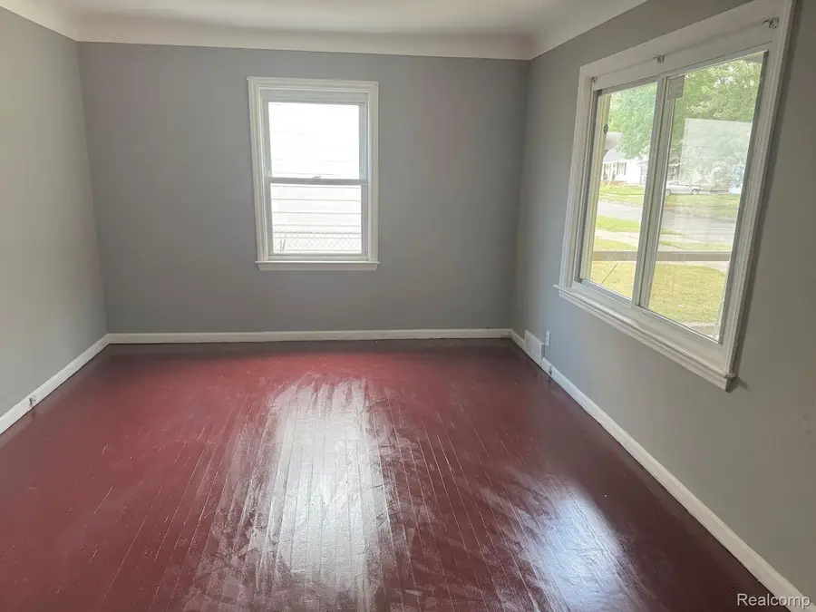 640 Crawford Street, Flint, MI 48507 - #3