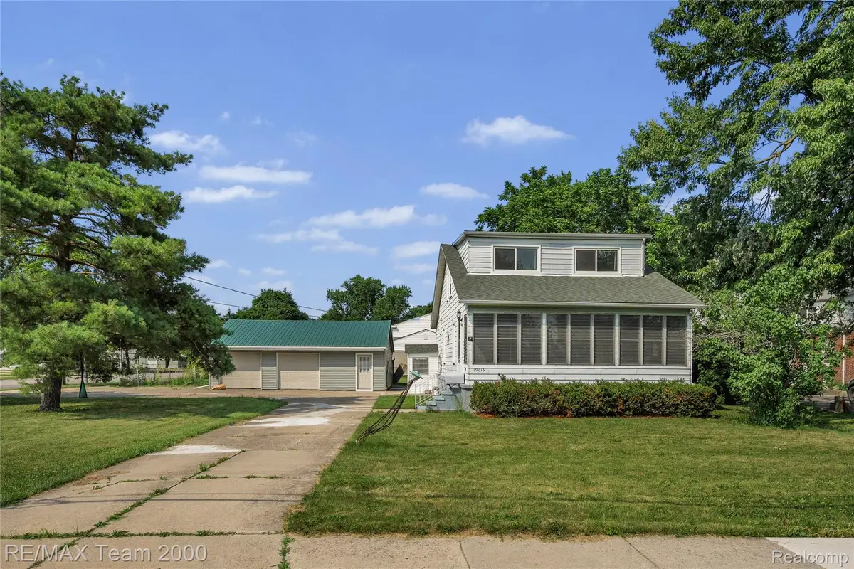 19615 Eastwood Drive, Harper Woods, MI 48225 - #1