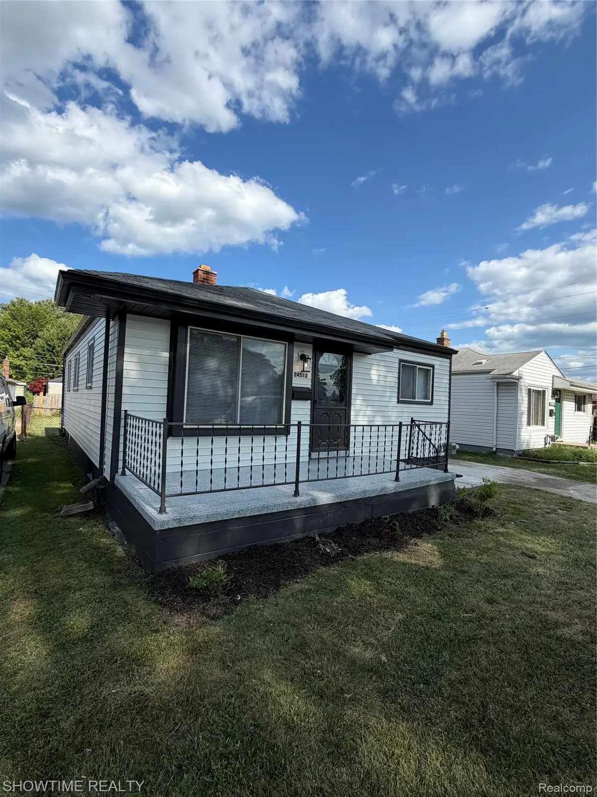 24512 Lexington Avenue, Eastpointe, MI 48021 - #1