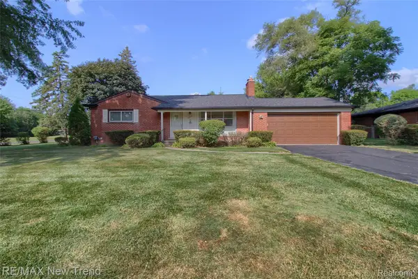 28311 Kirkside Lane, FarmingtonHills, MI 48334