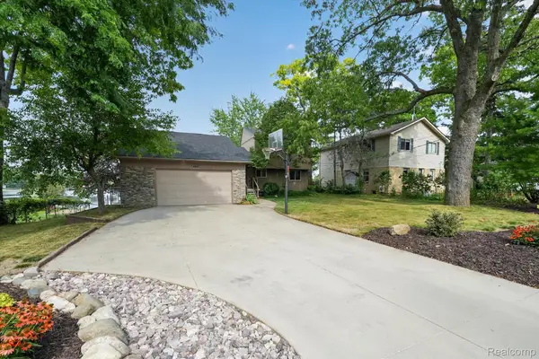 4341 Cornith Drive, LakeOrion, MI 48359