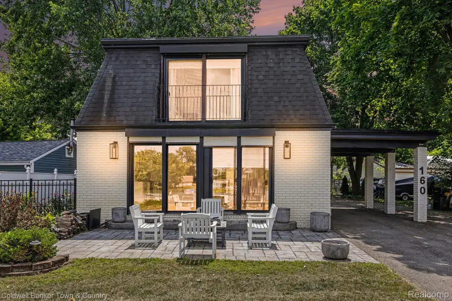 160 E Shore Drive, Whitmore Lake, MI 48189 - #3