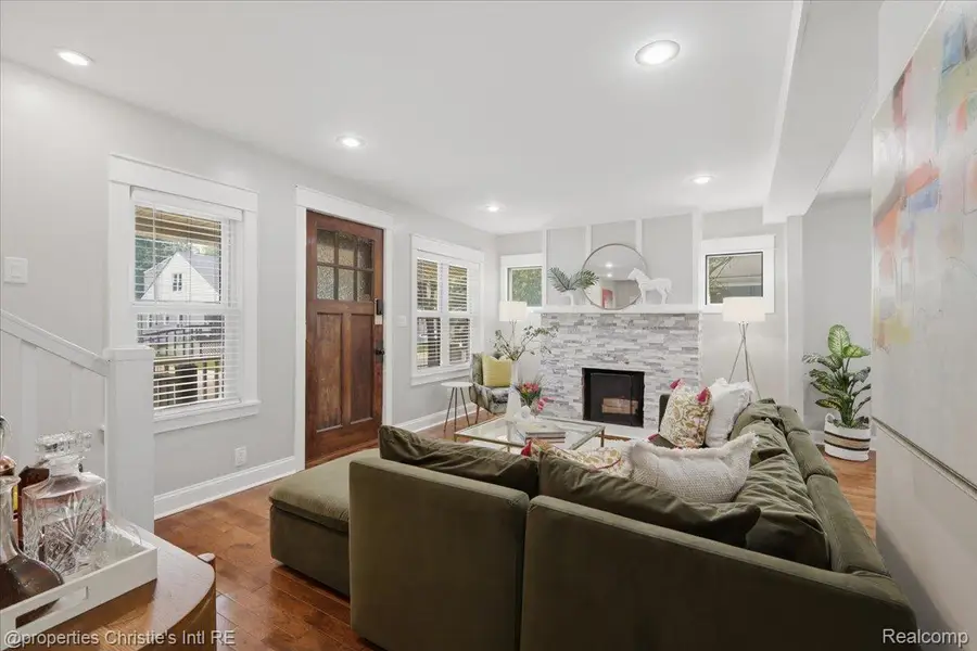 827 Gardenia Avenue, Royal Oak, MI 48067 - #3