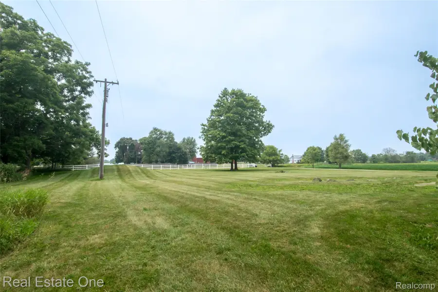 145 Stockbridge Road, Webberville, MI 48892 - #2