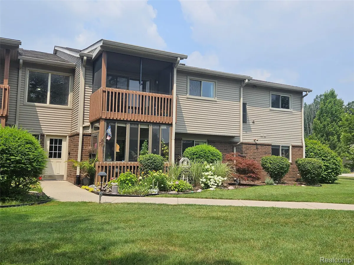 10161 Nancys Boulevard, Grosse Ile, MI 48138 - #1