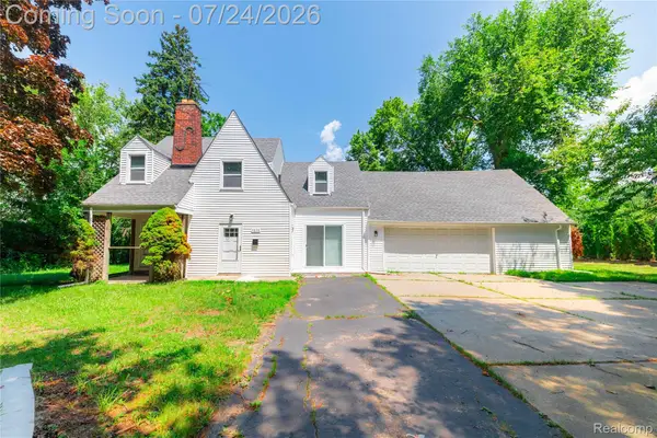 9838 Grosse Ile Parkway, GrosseIle, MI 48138