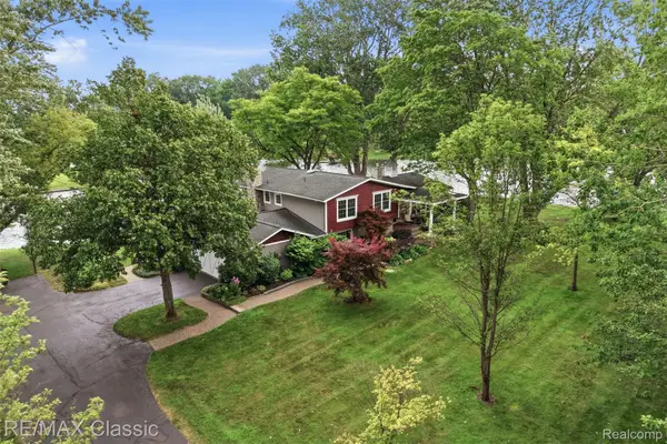 3500 Raftwood Drive, CommerceTwp, MI 48382