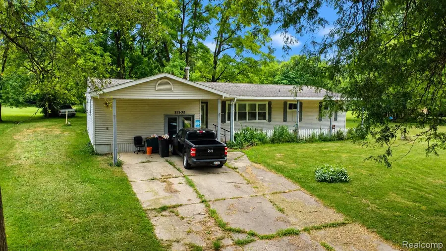 11505 E Mount Morris Road, Davison, MI 48423 - #2