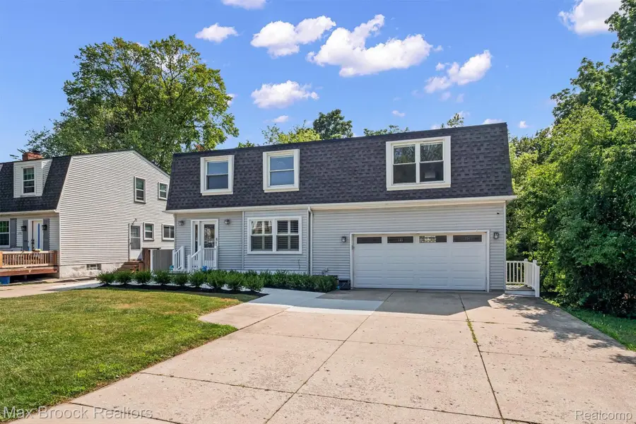 5763 Eastman Boulevard, West Bloomfield, MI 48323 - #2