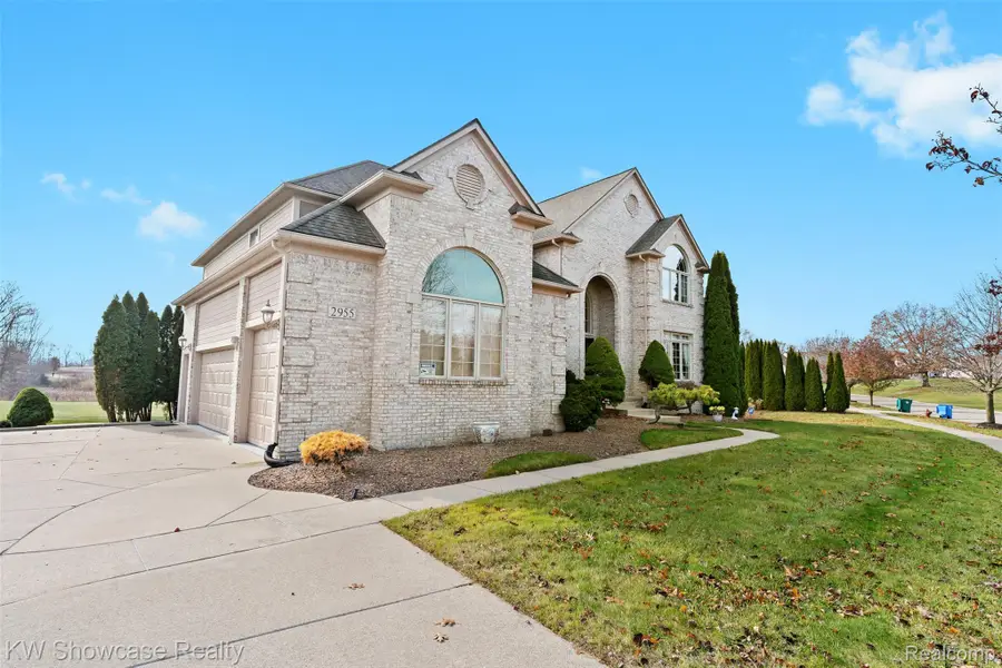 2955 Ivy Hill Drive, Commerce Township, MI 48382 - #2