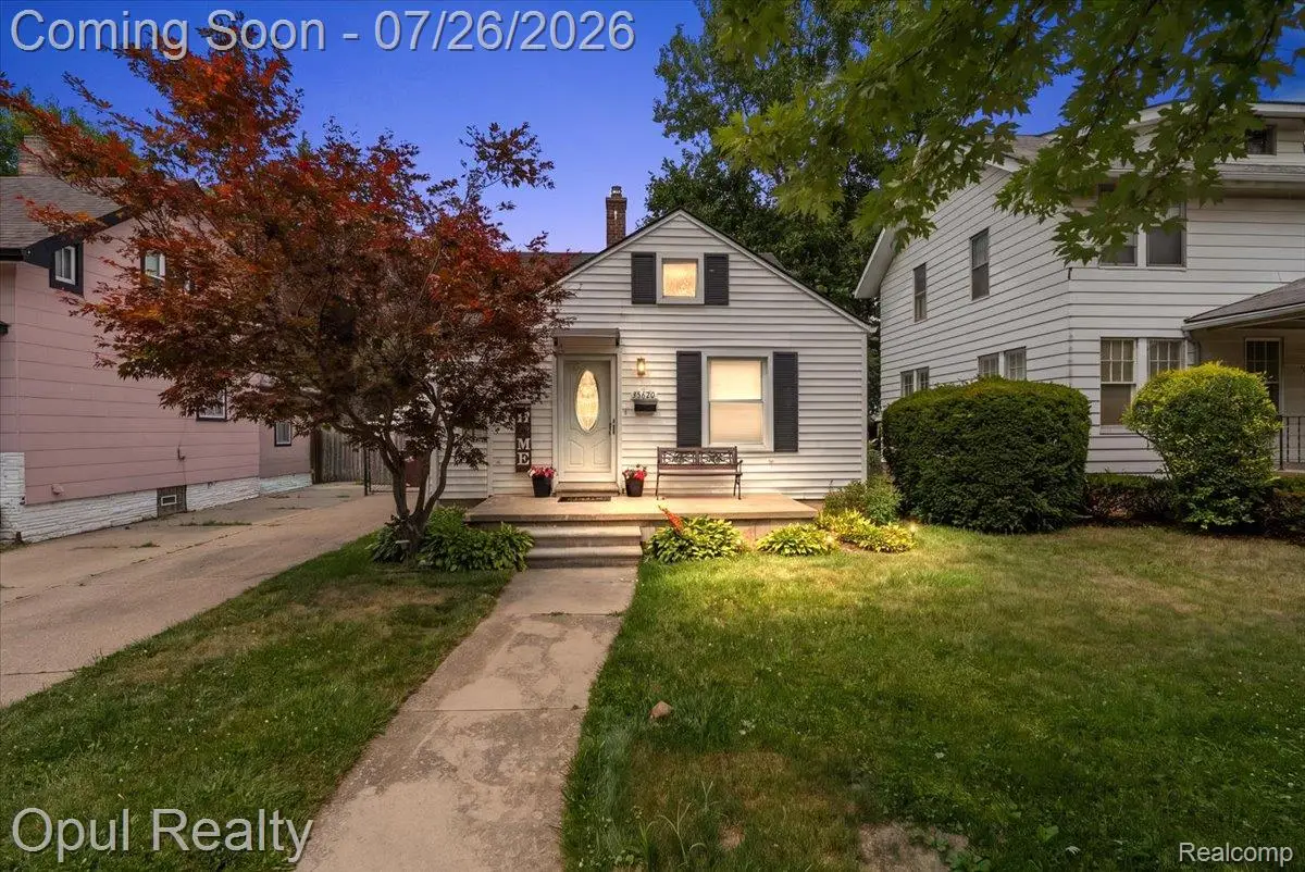 35620 Chestnut Street, Wayne, MI 48184 - #1