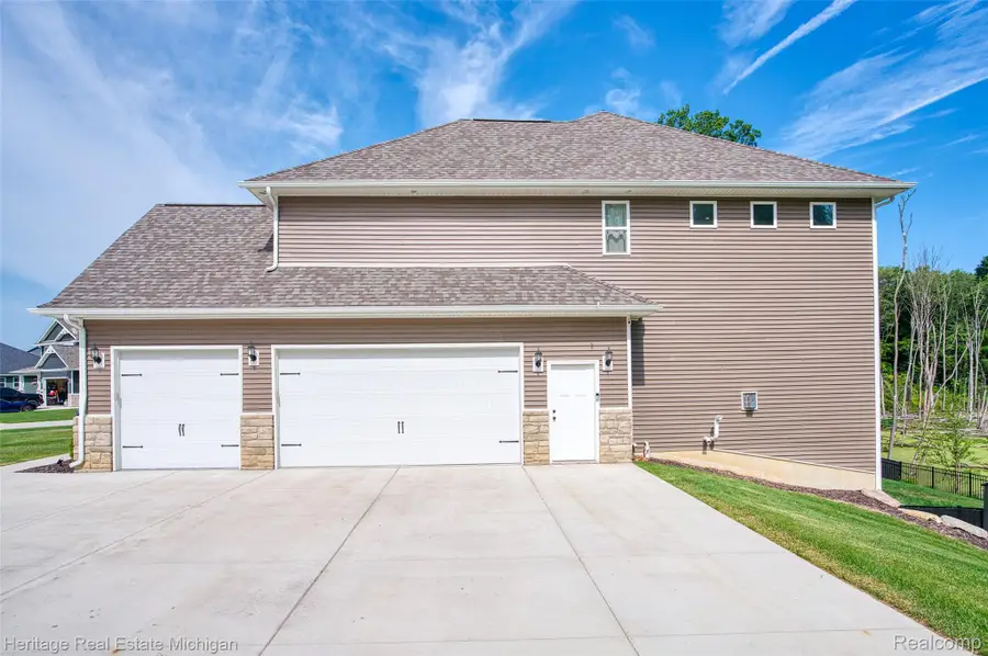 685 Birkdale Drive, Howell, MI 48843 - #3