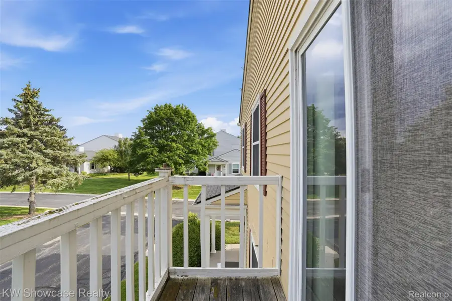 1499 Mariner Drive, Walled Lake, MI 48390 - #3