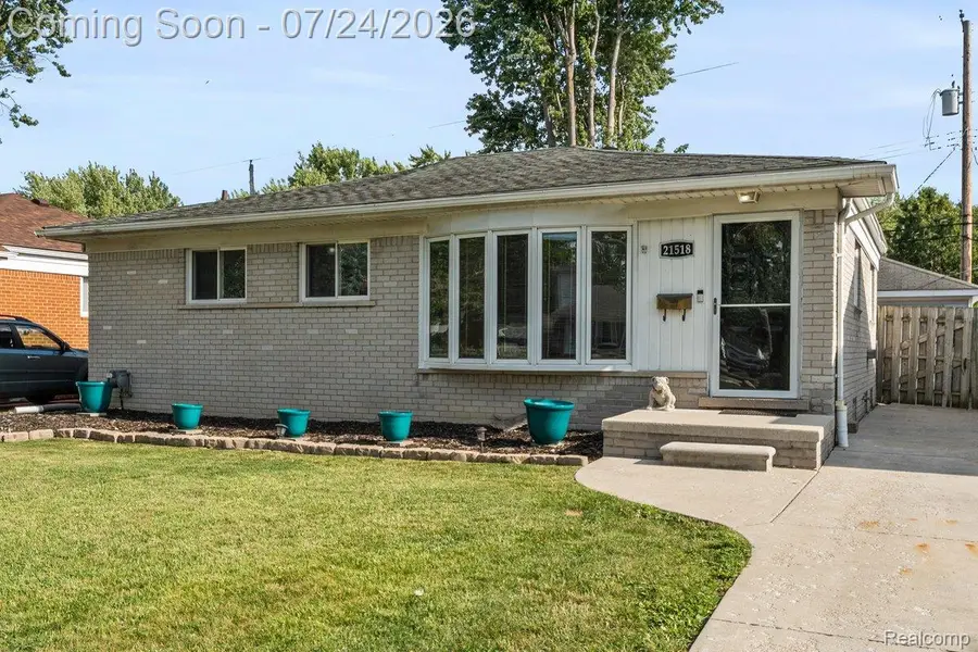 21518 Share Street, Saint Clair Shores, MI 48082 - #2