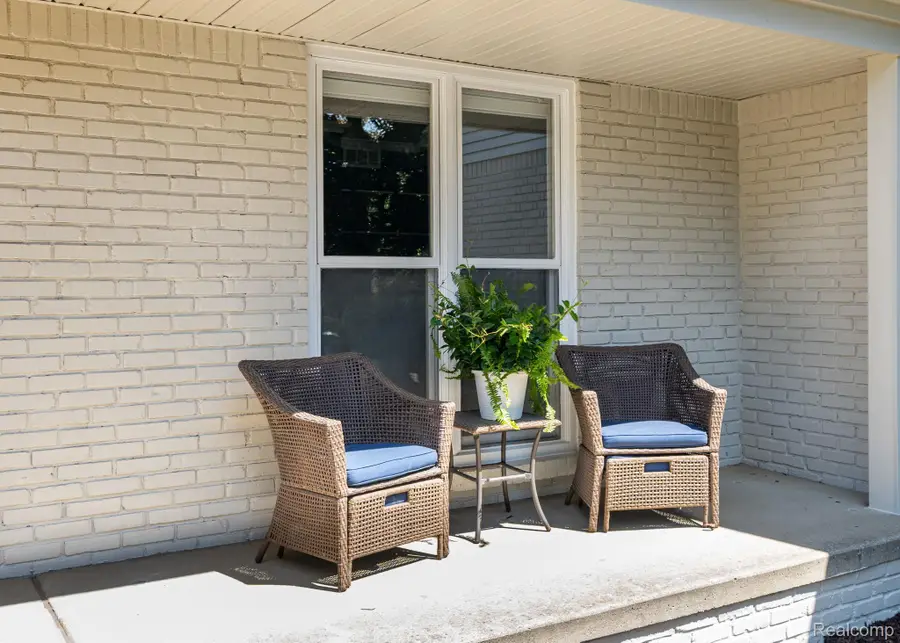 1120 Hackberry Circle, Rochester Hills, MI 48309 - #3