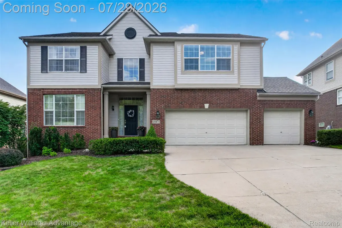 16971 Algonquin Drive, Northville, MI 48168 - #1