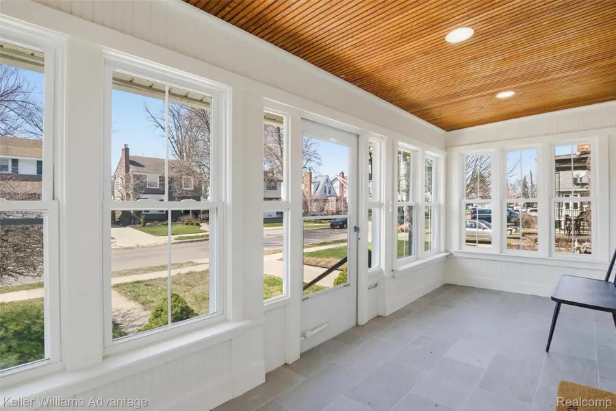 1029 Longfellow Avenue, Royal Oak, MI 48067 - #2