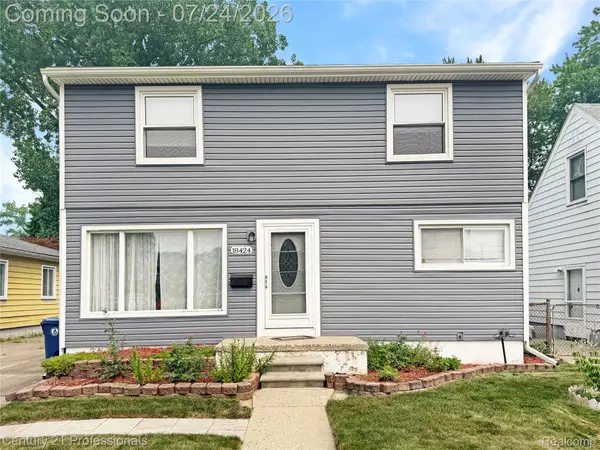 18424 Glenmore, Redford, MI 48240