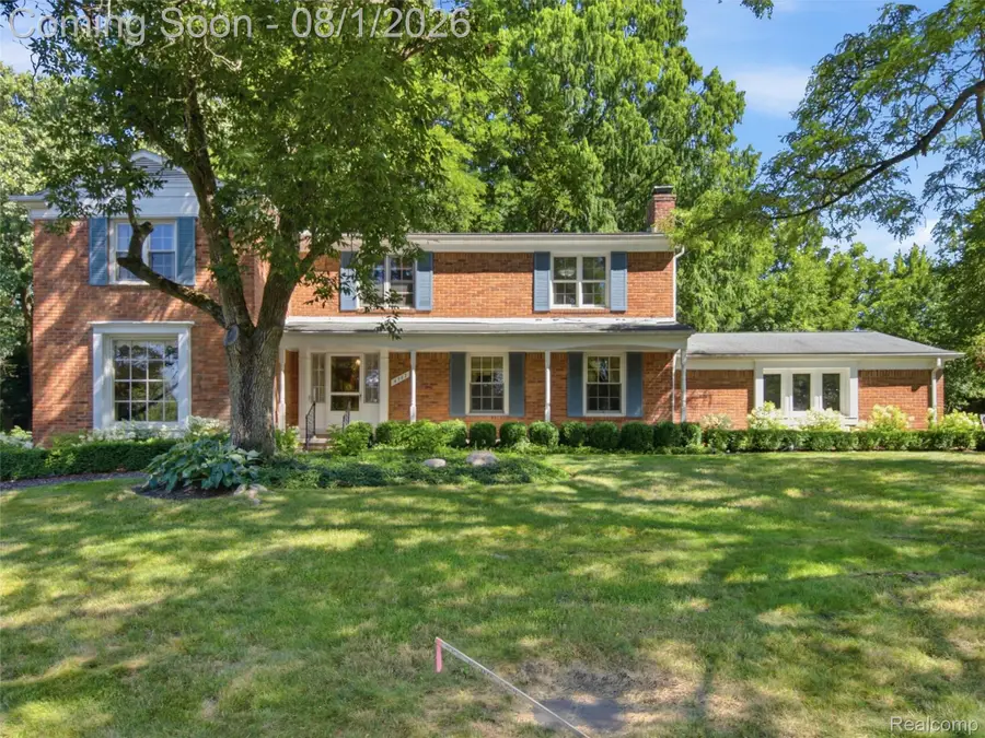 4363 Barchester Drive, Bloomfield, MI 48302 - #2