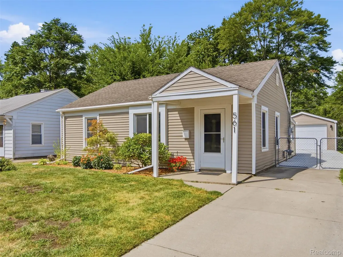 561 Stratford Road, Ferndale, MI 48220 - #1