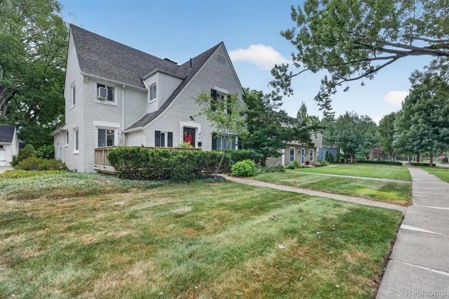 31710 Glencoe Drive, Beverly Hills, MI 48025 - #2