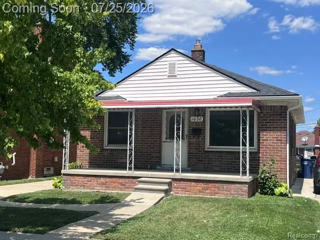 1038 Detroit Avenue, Lincoln Park, MI 48146 - #3