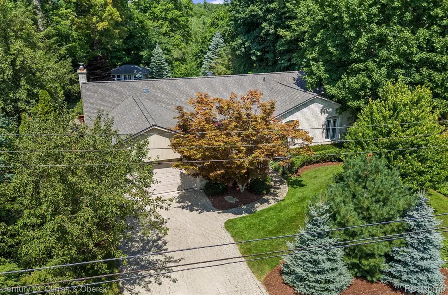 15389 Lakeside Street, Plymouth, MI 48170 - #3