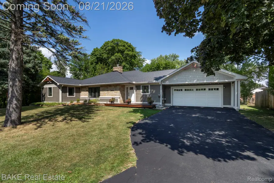 590 N Sheldon Road, Plymouth, MI 48170 - #2