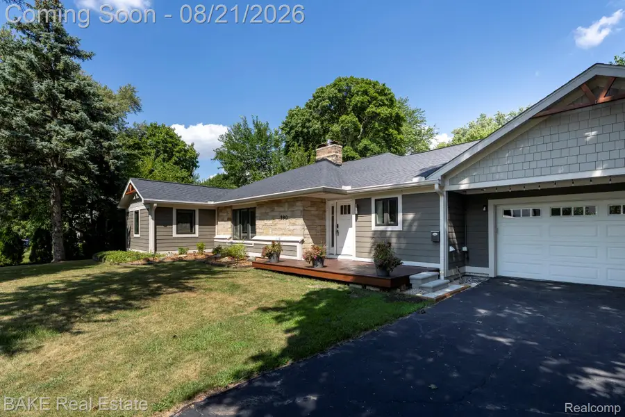 590 N Sheldon Road, Plymouth, MI 48170 - #3