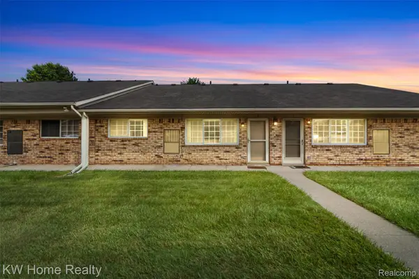 16030 Holz Drive #3, Southgate, MI 48195