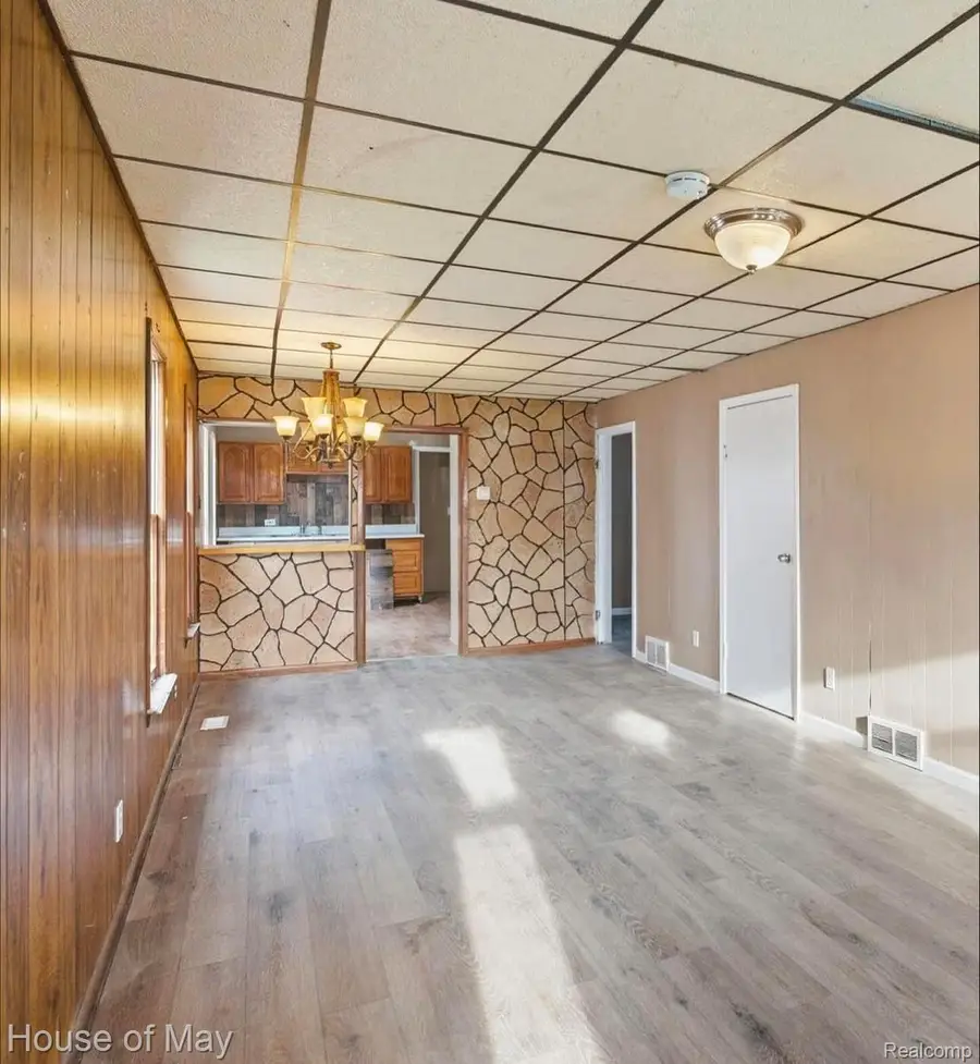 81 E Henry Street, River Rouge, MI 48218 - #2
