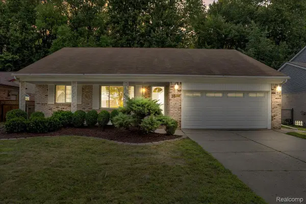 9437 Continental Drive, Taylor, MI 48180