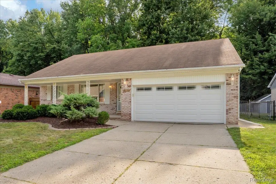 9437 Continental Drive, Taylor, MI 48180 - #3