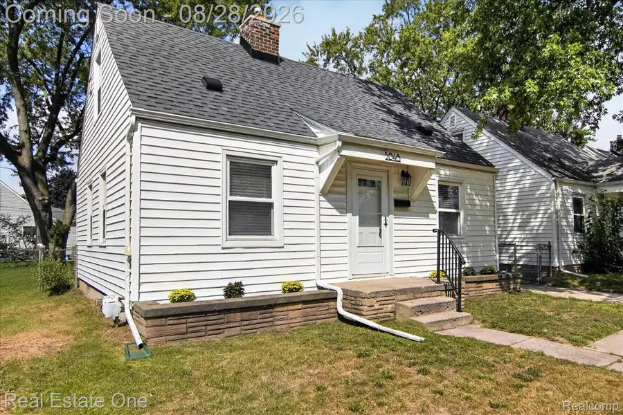 5048 Howe Road, Wayne, MI 48184 - #2