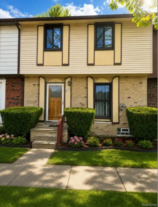 8410 Hickory Drive, Sterling Heights, MI 48312 - #1