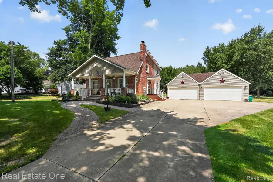 31600 Trestain Street, Farmington Hills, MI 48336 - #3