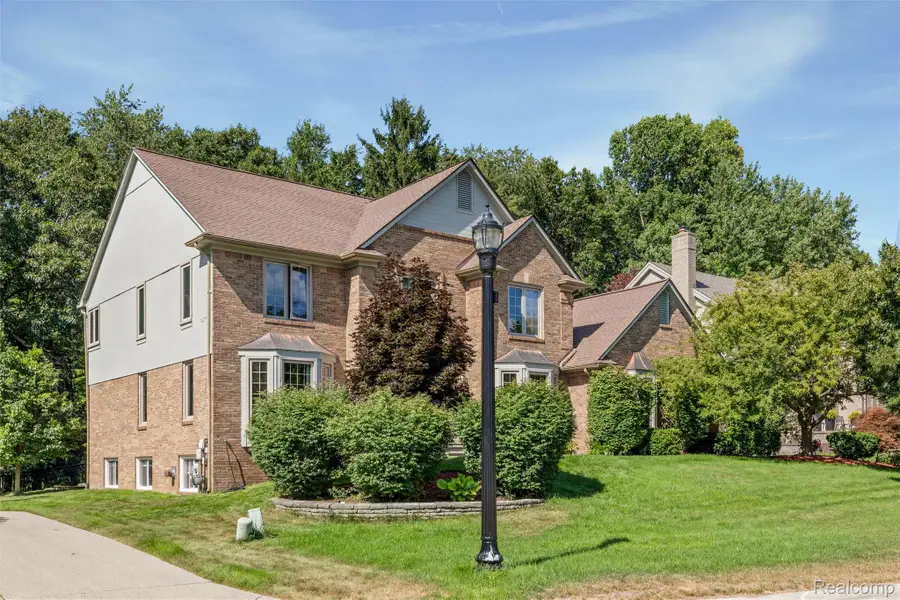 3740 Merriweather Lane, Rochester Hills, MI 48306 - #3