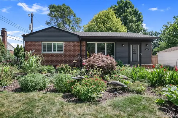 1329 Darlene Avenue, MadisonHeights, MI 48071