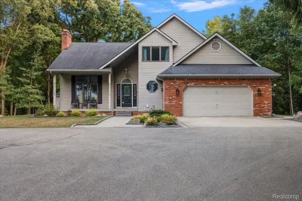 707 W Sutton Road, Metamora, MI 48455