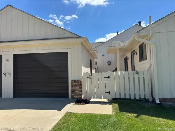 9840 Cambridge Court #4, SouthLyon, MI 48178