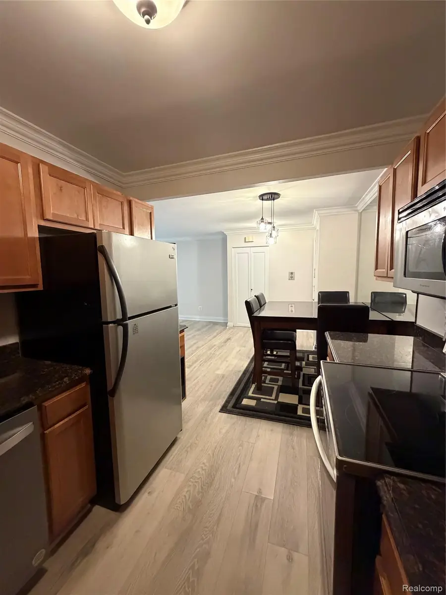 2245 Walton Boulevard #56, Rochester Hills, MI 48309 - #3