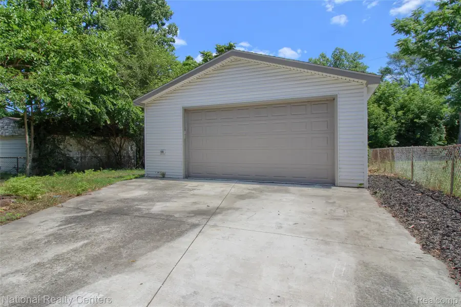 184 N Astor Street, Pontiac, MI 48342 - #3