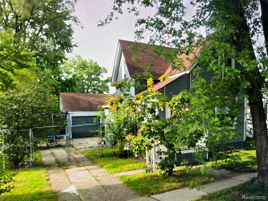 171 Antoine Street, Wyandotte, MI 48192 - #2