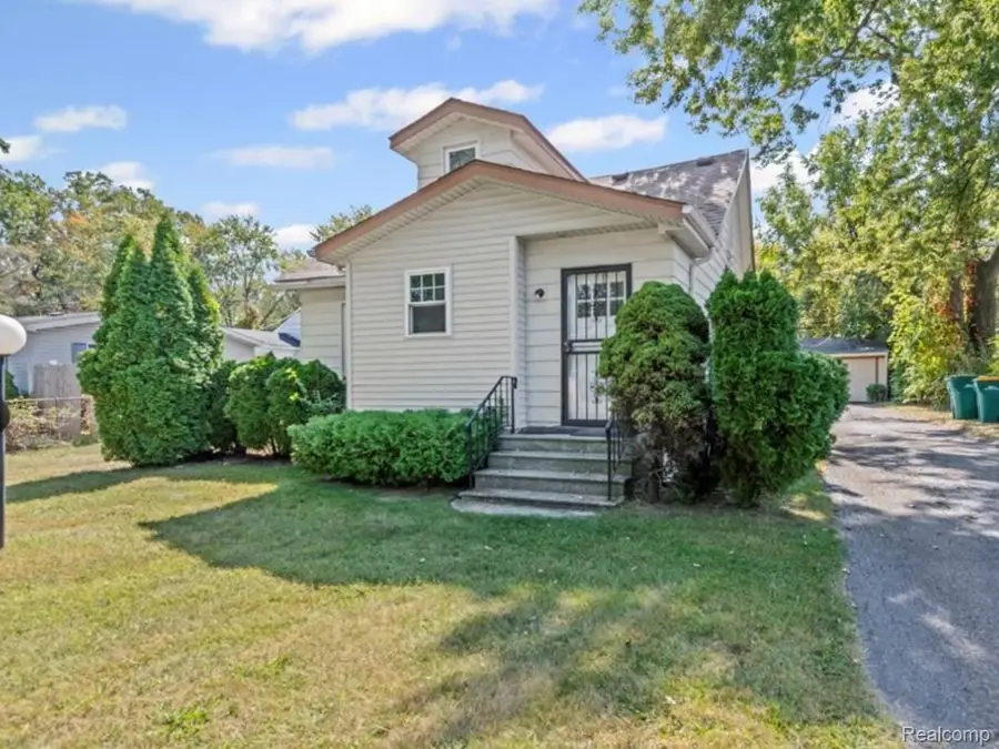 35511 Beverly Road, Romulus, MI 48174 - #2