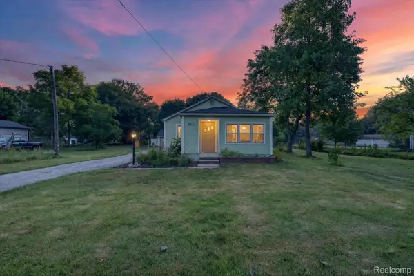 915 Olive Street, Oxford, MI 48371