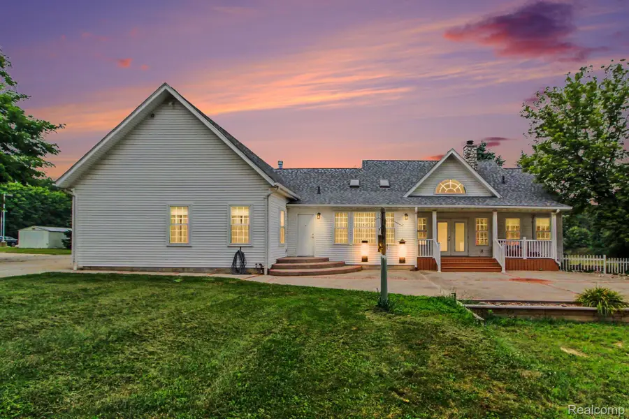 6740 Herbst Road, Brighton, MI 48114 - #2
