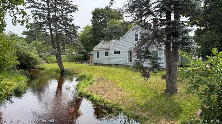 209 S Fifth Street, Roscommon, MI 48653 - #2