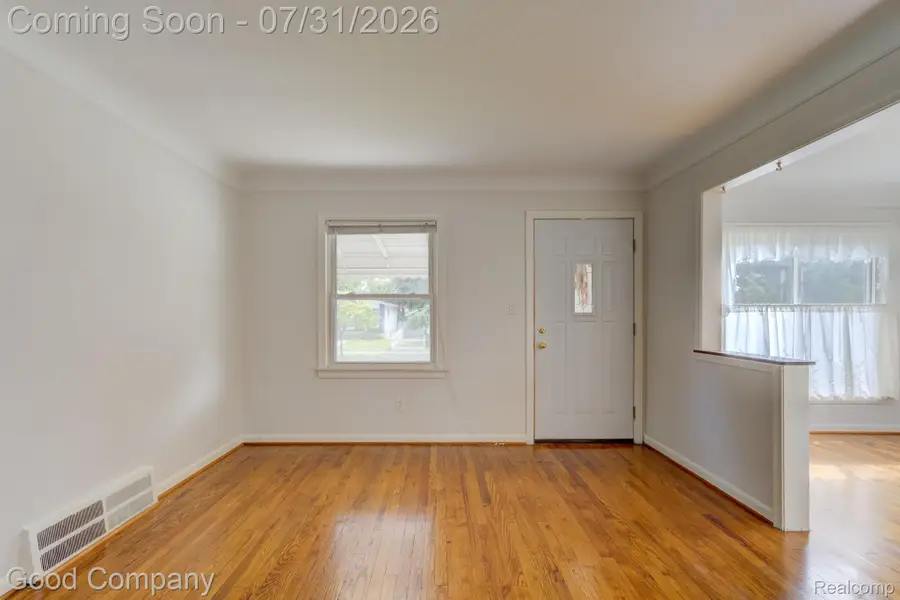 28715 Everett Street, Southfield, MI 48076 - #3